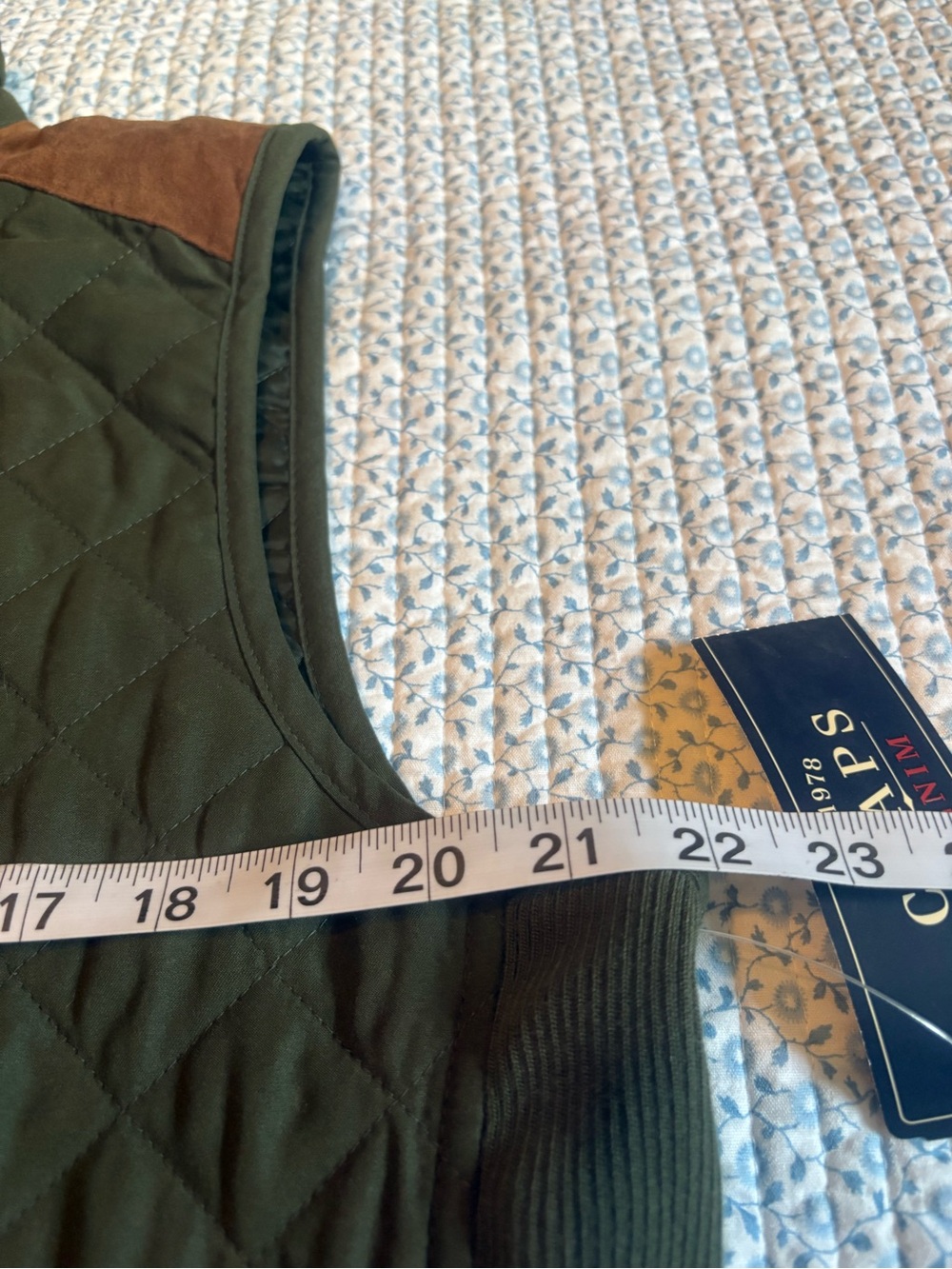 Chaps Quilted Vest Olive Green Suede Shoulder NWT - Picture 3 of 8